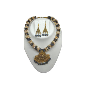 Black and Golden Loreal Pearls Golden oxidised Necklace